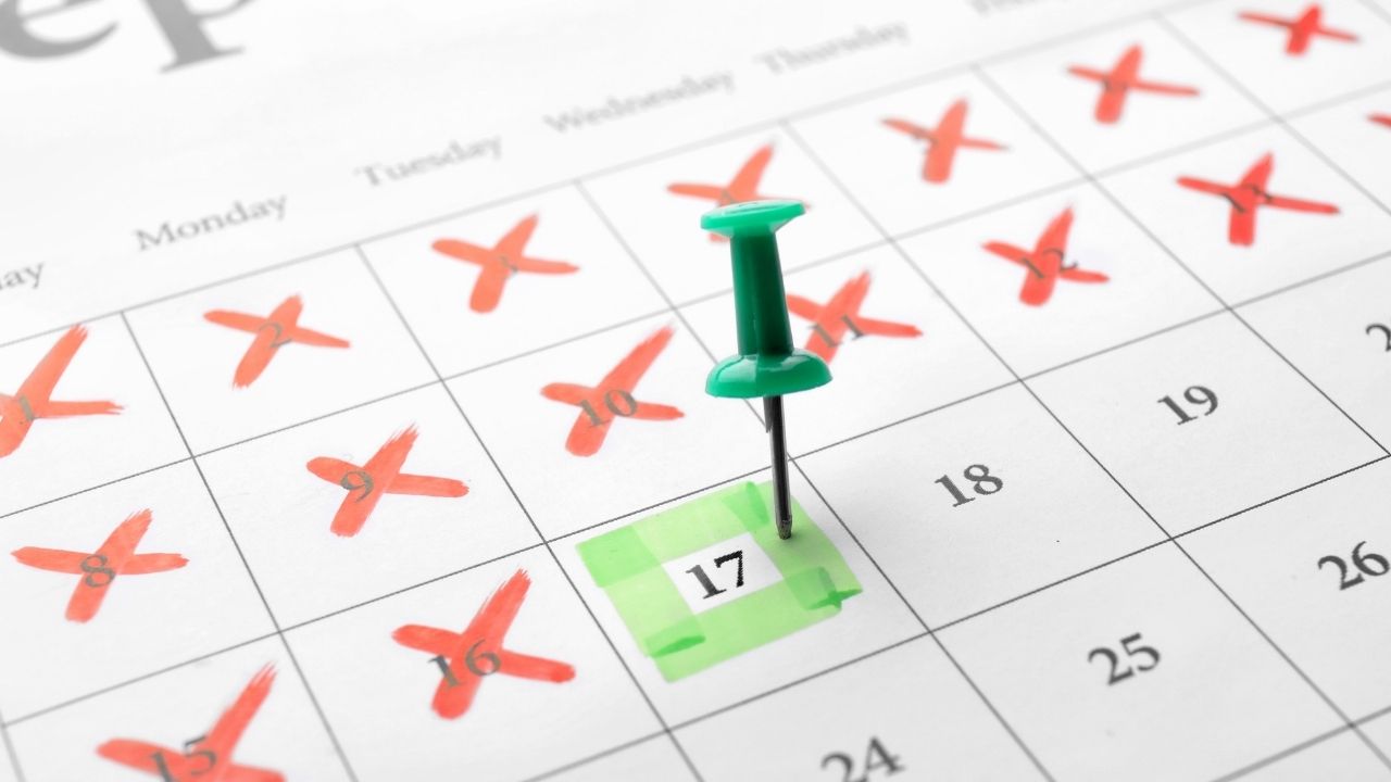 cheapest-days-to-fly